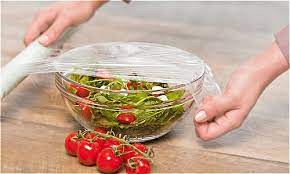 NHỮNG ĐIỀU CẦN BIẾT VỀ MÀNG BỌC THỰC PHẨM (CLING FILM, PLASTIC FOOD WRAP)